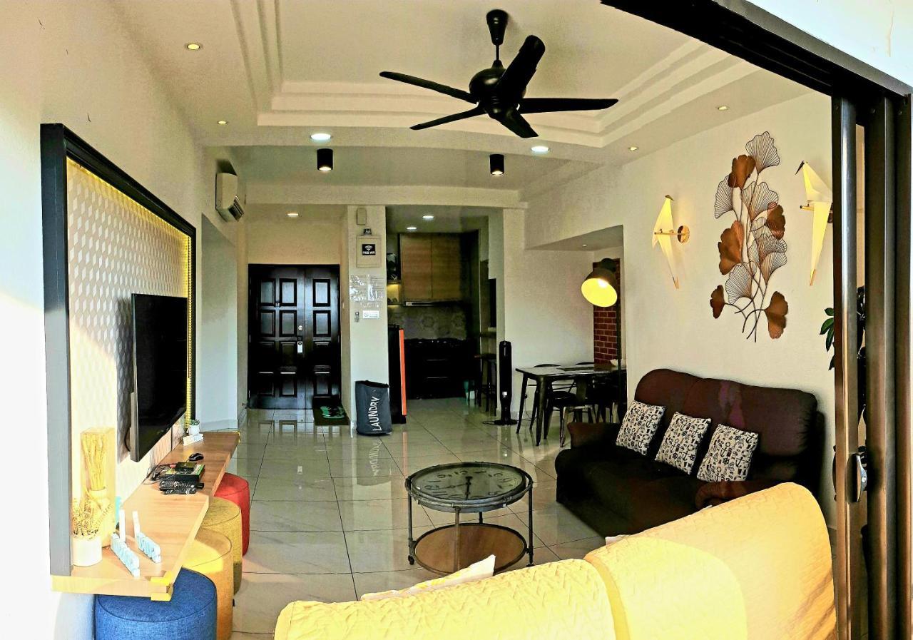 Sri Sayang By Coral Holiday Resort Batu Ferringhi Eksteriør billede